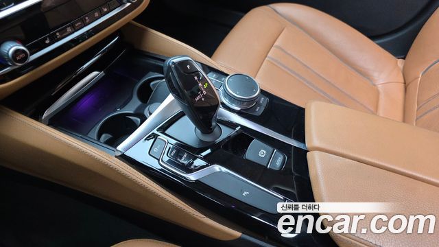 BMW 5-Series 520d Luxury Special Edition