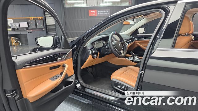 BMW 5-Series 520d Luxury Special Edition