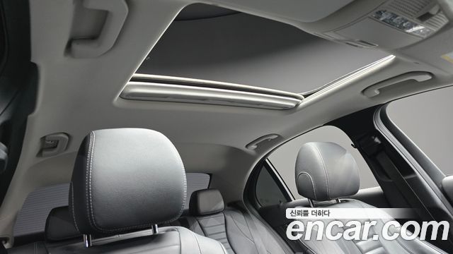 Mercedes-Benz E-Class E200 Avantgarde
