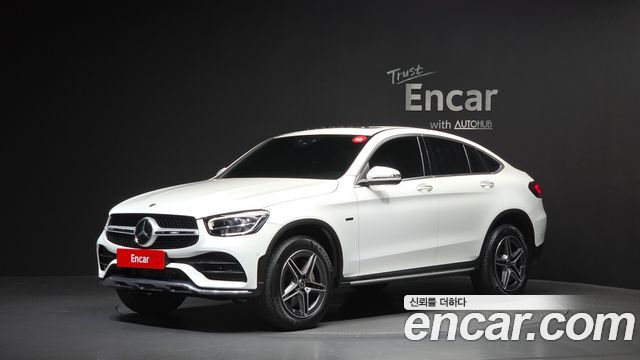 Mercedes-Benz GLC-Class GLC300e 4MATIC Coupe