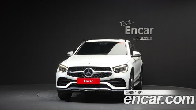 Mercedes-Benz GLC-Class GLC300e 4MATIC Coupe