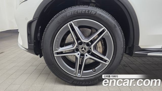 Mercedes-Benz GLC-Class GLC300e 4MATIC Coupe
