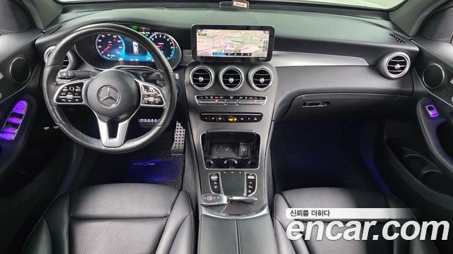 Mercedes-Benz GLC-Class GLC300e 4MATIC Coupe