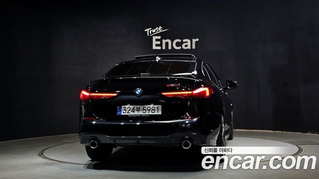 BMW 2-Series 220i M Sports