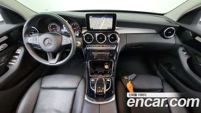 Mercedes-Benz C-Class C200