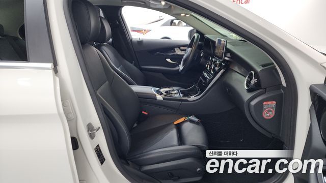 Mercedes-Benz C-Class C200