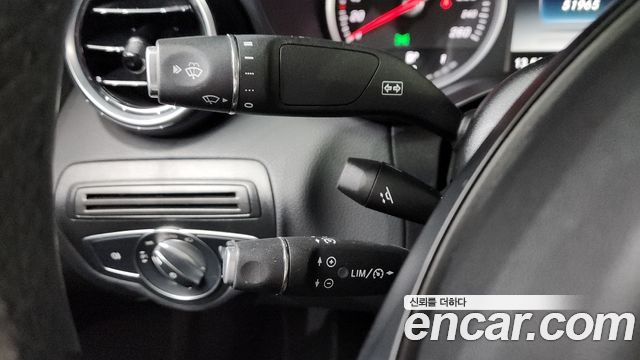 Mercedes-Benz C-Class C200