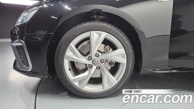 Audi A4 35 TDI Premium