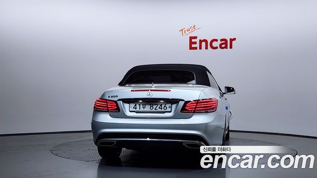 Mercedes-Benz E-Class E200 Cabriolet