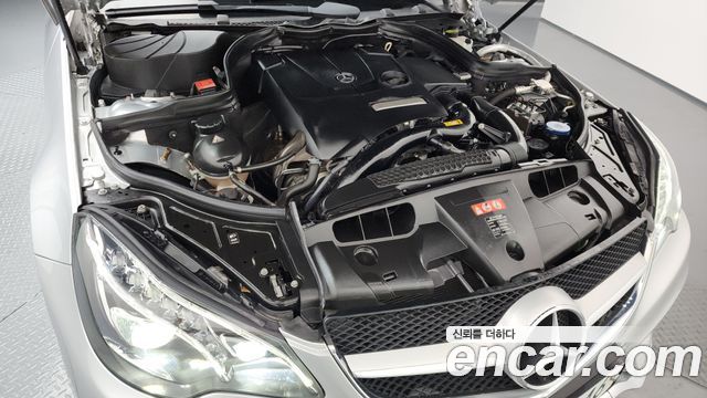 Mercedes-Benz E-Class E200 Cabriolet