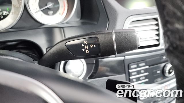 Mercedes-Benz E-Class E200 Cabriolet