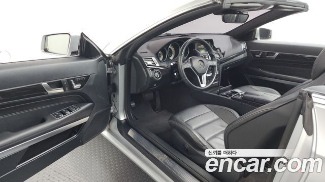 Mercedes-Benz E-Class E200 Cabriolet