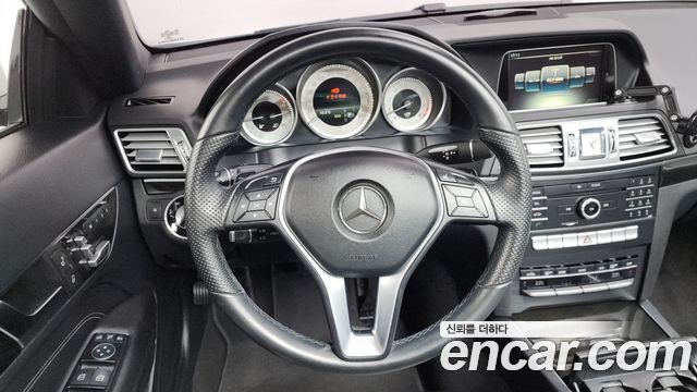 Mercedes-Benz E-Class E200 Cabriolet