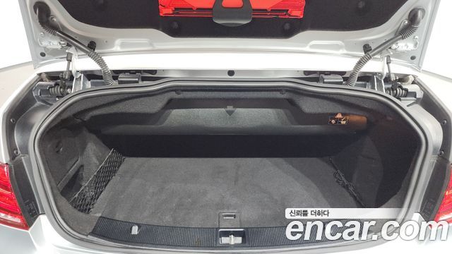 Mercedes-Benz E-Class E200 Cabriolet
