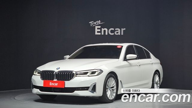 BMW 5-Series 523d xDrive Luxury
