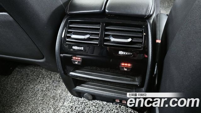 BMW 5-Series 523d xDrive Luxury