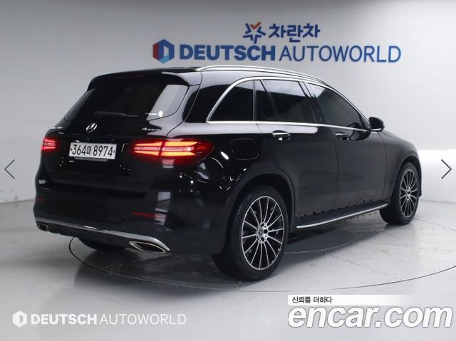 Mercedes-Benz GLC-Class GLC300 4MATIC AMG Line
