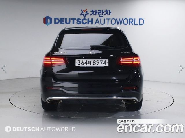 Mercedes-Benz GLC-Class GLC300 4MATIC AMG Line