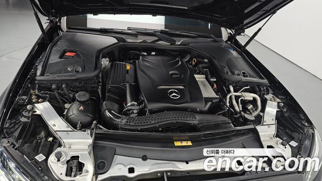 Mercedes-Benz E-Class E250 Avantgarde