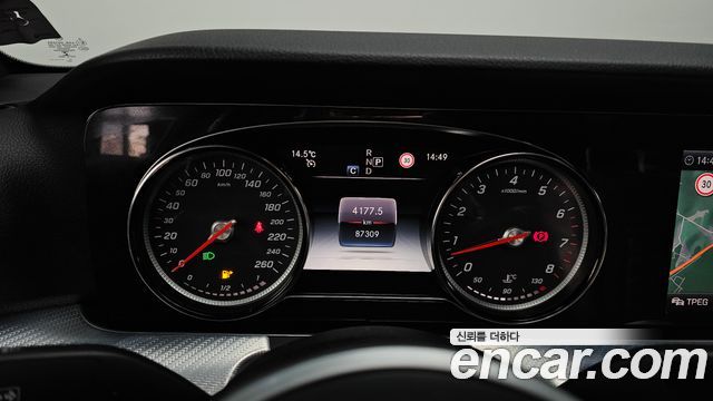 Mercedes-Benz E-Class E250 Avantgarde