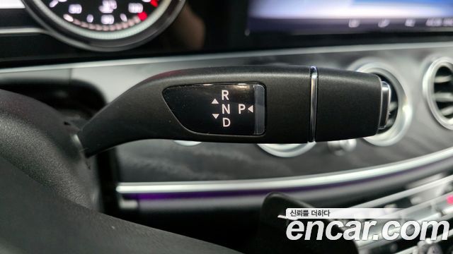 Mercedes-Benz E-Class E220d Avantgarde