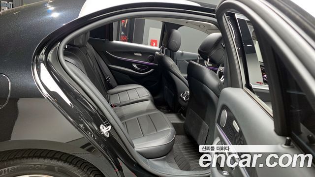 Mercedes-Benz E-Class E220d Avantgarde