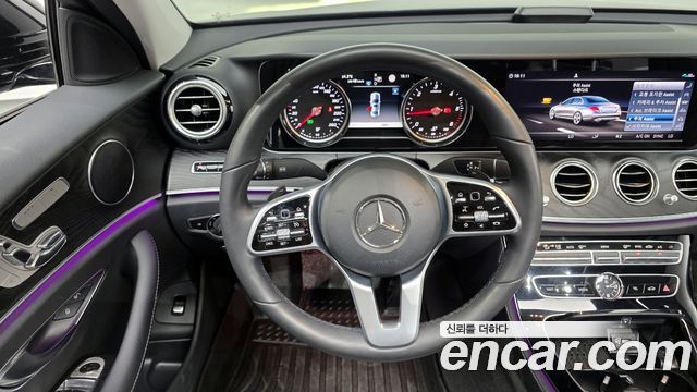 Mercedes-Benz E-Class E220d Avantgarde
