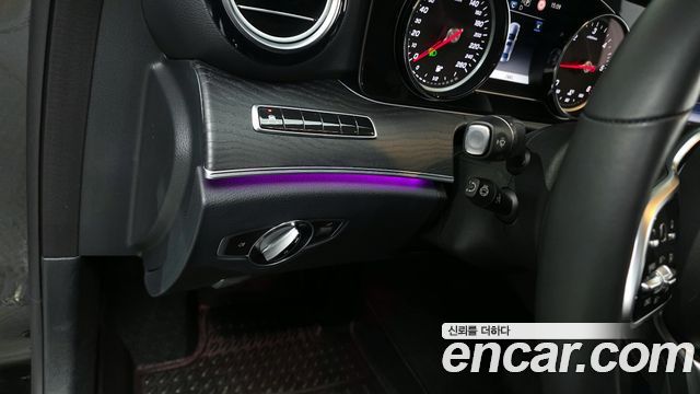 Mercedes-Benz E-Class E220d Avantgarde
