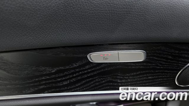 Mercedes-Benz E-Class E220d Avantgarde