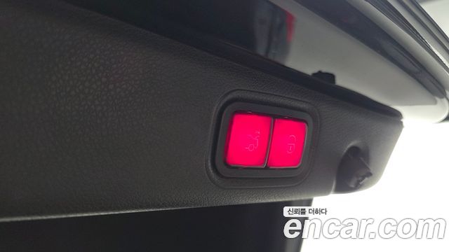 Mercedes-Benz E-Class E220d Avantgarde