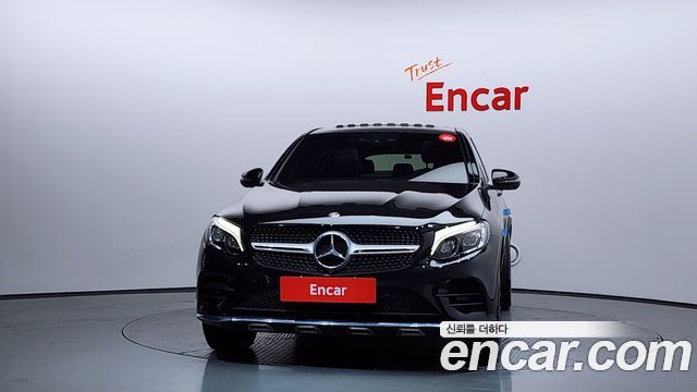 Mercedes-Benz GLC-Class GLC300 4MATIC AMG Line Coupe