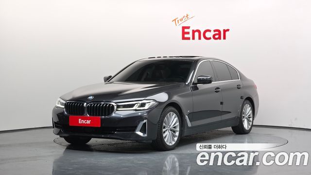 BMW 5-Series 530i Luxury