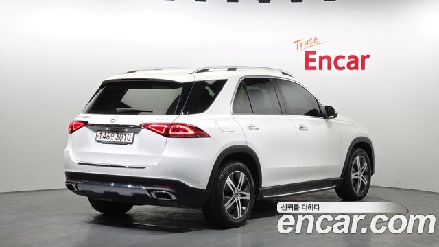 Mercedes-Benz GLE-Class GLE300d 4MATIC