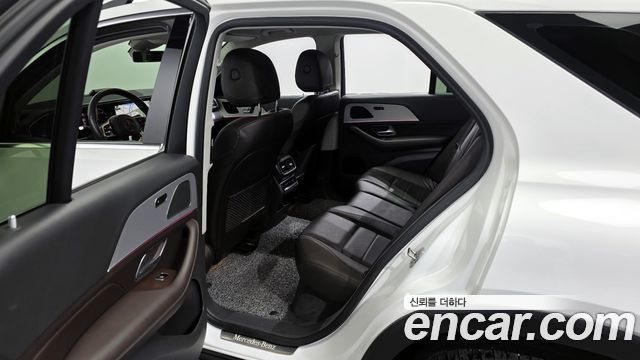 Mercedes-Benz GLE-Class GLE300d 4MATIC