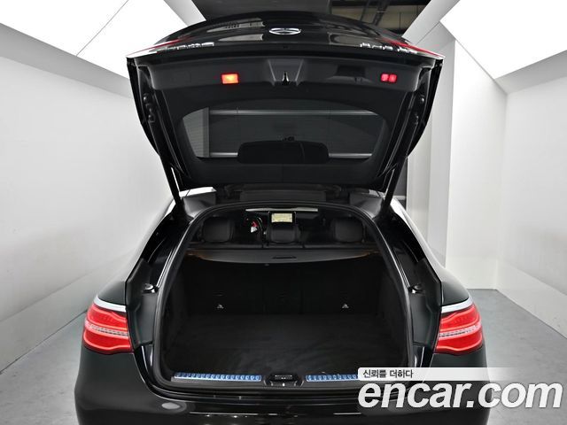 Mercedes-Benz GLC-Class GLC220 d 4MATIC Premium Coupe