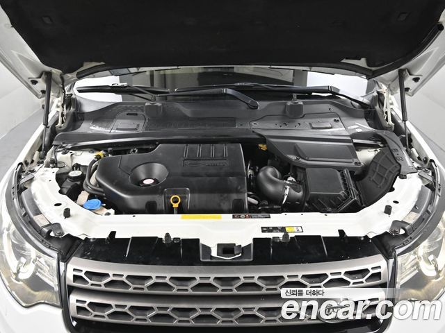 Land Rover Discovery Sport 2.0 TD4 SE