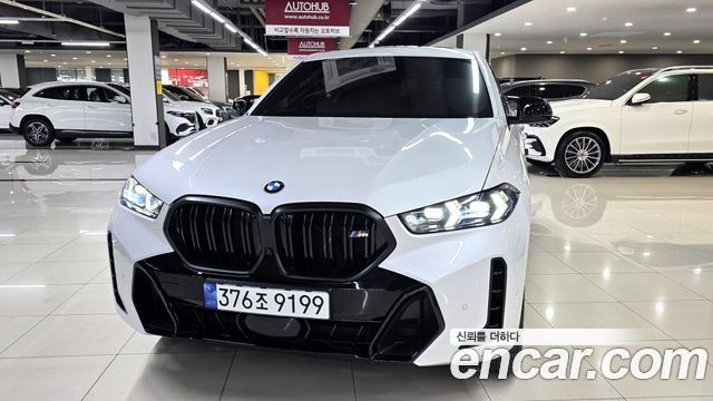 BMW X6 M60i