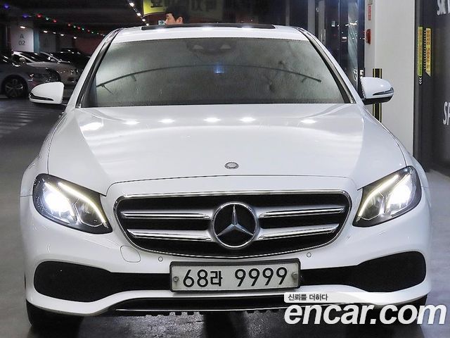 Mercedes-Benz E-Class E200 Avantgarde