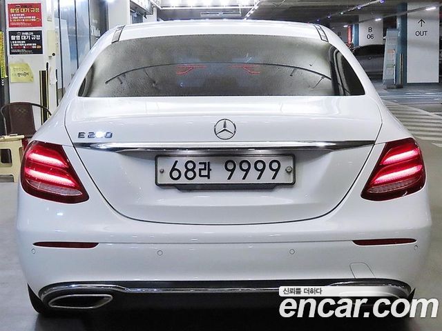 Mercedes-Benz E-Class E200 Avantgarde