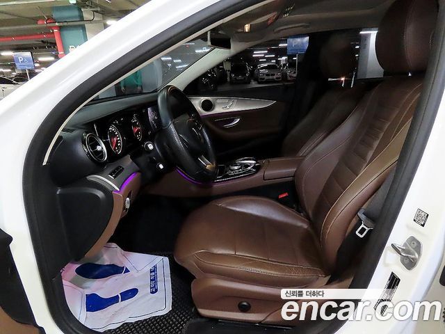 Mercedes-Benz E-Class E200 Avantgarde