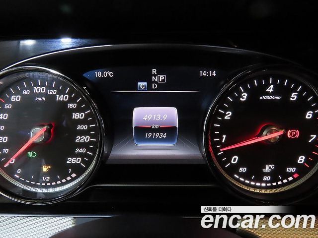 Mercedes-Benz E-Class E200 Avantgarde