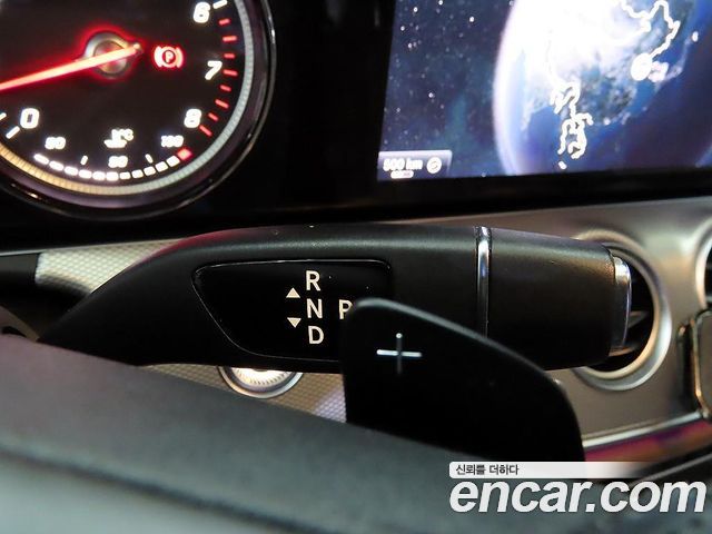 Mercedes-Benz E-Class E200 Avantgarde