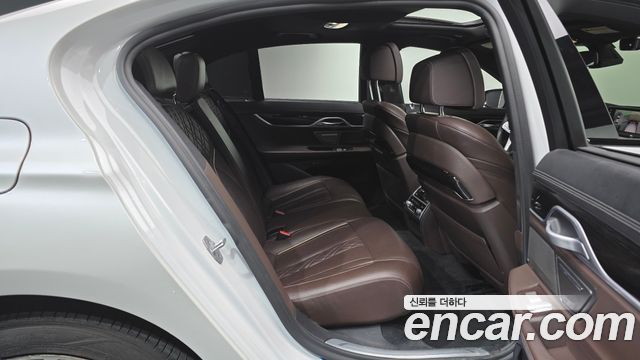BMW 7-Series 740d xDrive M Sport