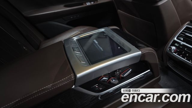 BMW 7-Series 740d xDrive M Sport