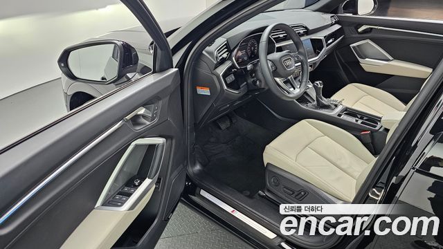 Audi Q3 40 TFSI Quattro Premium