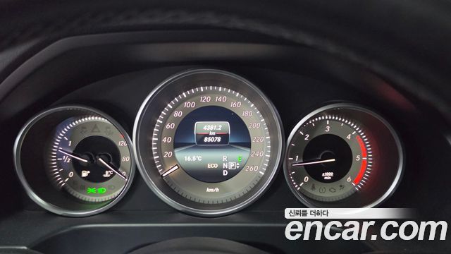 Mercedes-Benz E-Class E250 BlueTec 4MATIC AV
