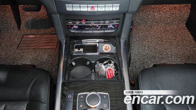 Mercedes-Benz E-Class E250 BlueTec 4MATIC AV