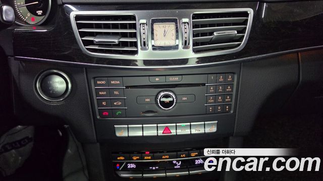 Mercedes-Benz E-Class E250 BlueTec 4MATIC AV