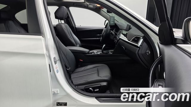 BMW 3-Series 320d