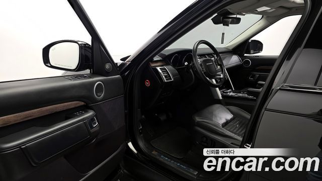 Land Rover Discovery 3.0 TD6 HSE Luxury